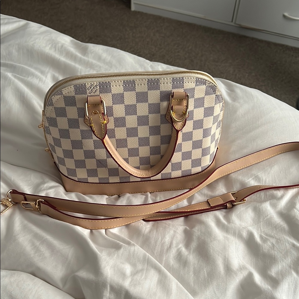 Checkered Cream and Tan Handbag